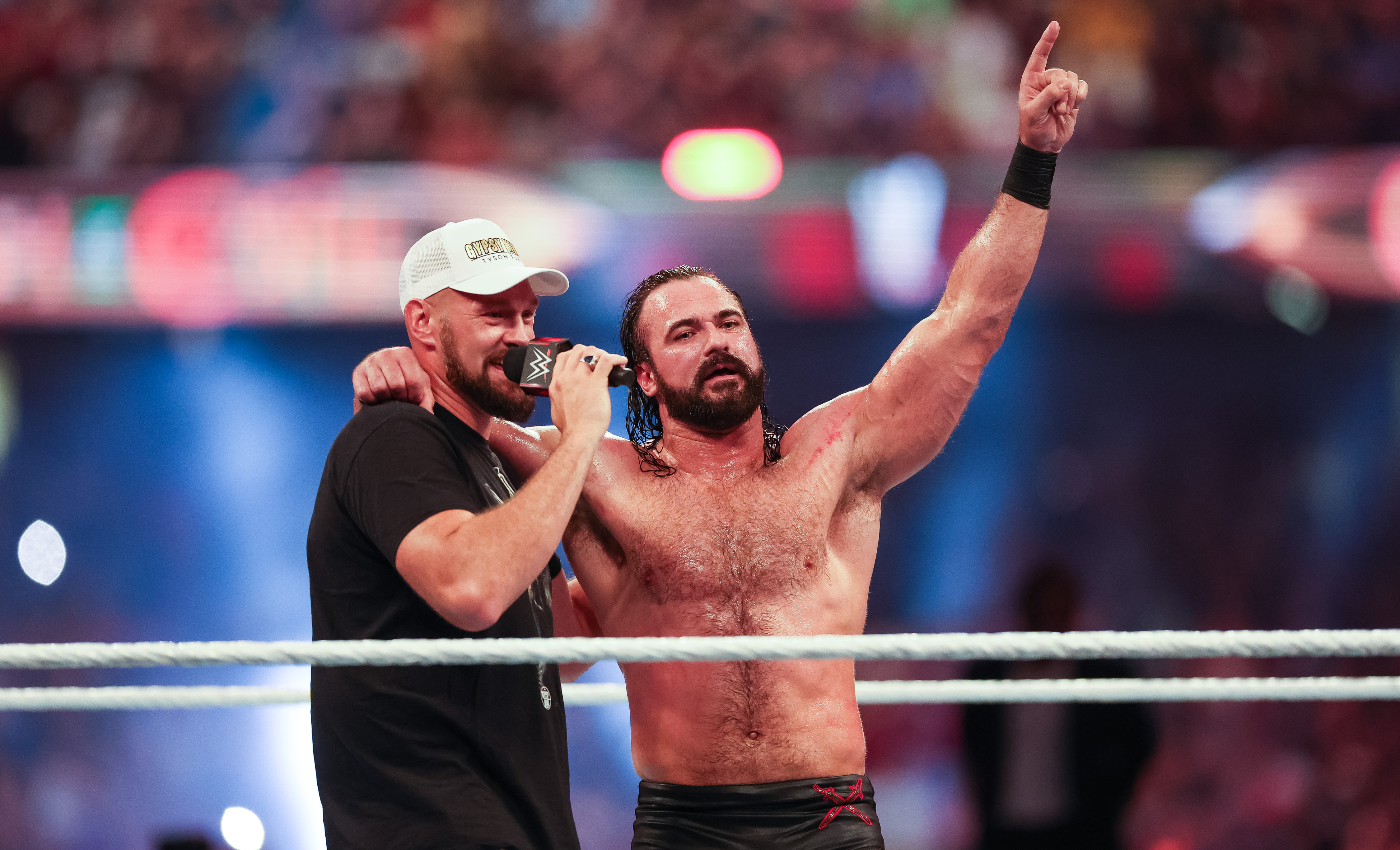 Tyson Fury Steals the Show at WWE’s Clash at the Castle Tyson Fury Steals the Show at WWE’s Clash at the Castle